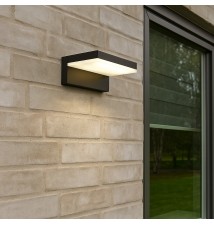 Hestio LED 9W Architectural Light Fixture, Black | LVT