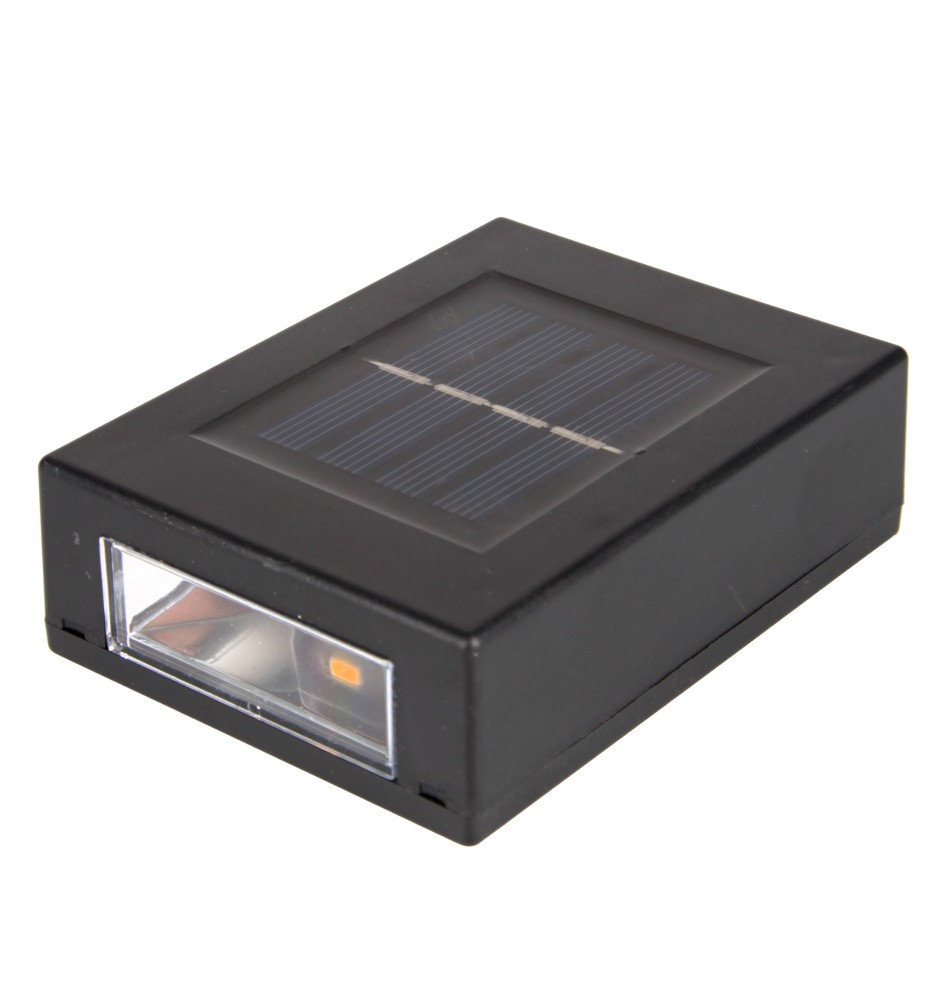 Solar-Powered LED Facade Light | LVT