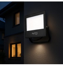 Tiga 20W 4500K Black SMD LED Floodlight | LVT
