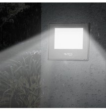 Tiga 30W 4500K Black SMD LED Floodlight | LVT